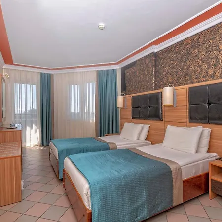 أرماس كابلان بارادايس 4*