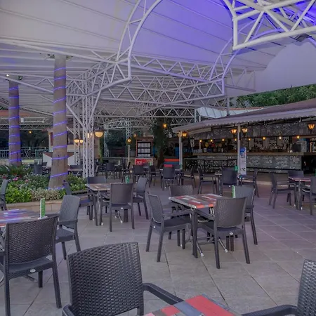 أرماس كابلان بارادايس 4*