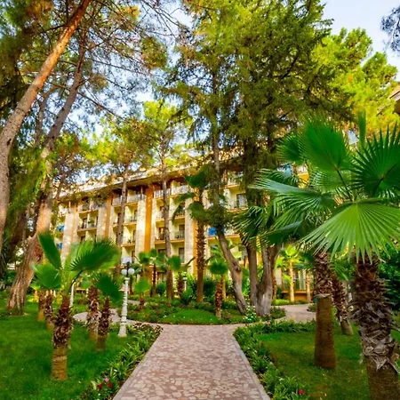 أرماس كابلان بارادايس 4*
