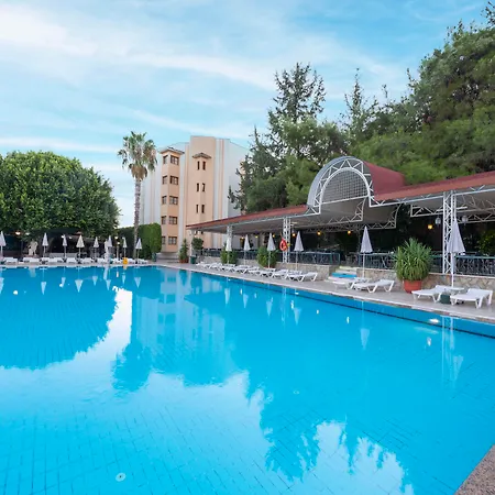 Armas Kaplan Paradise Hotel